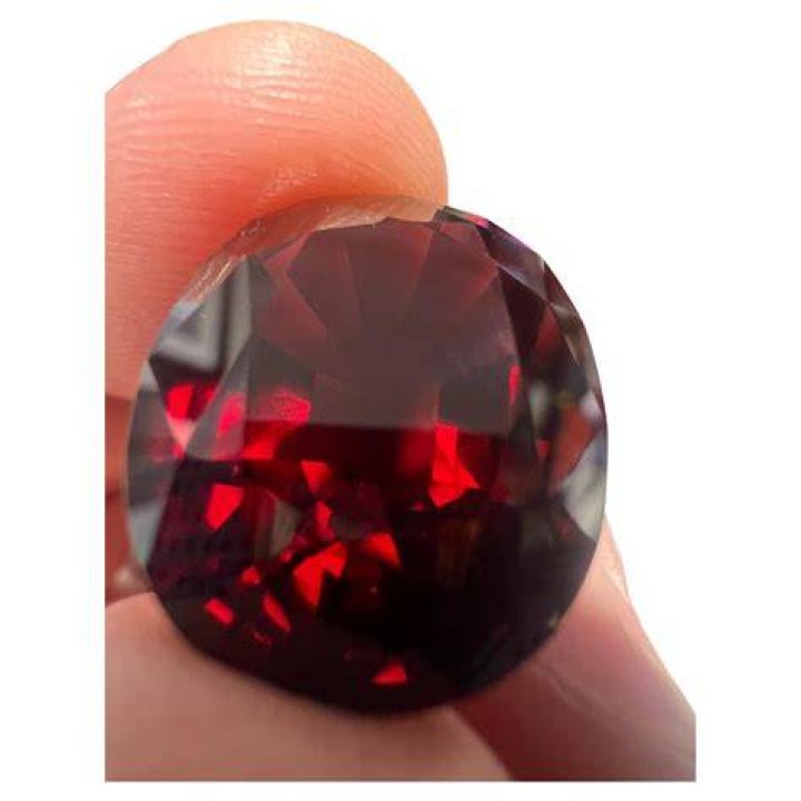 Are red spinel rare?