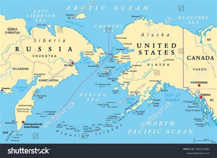 Can you walk from Canada to Russia?