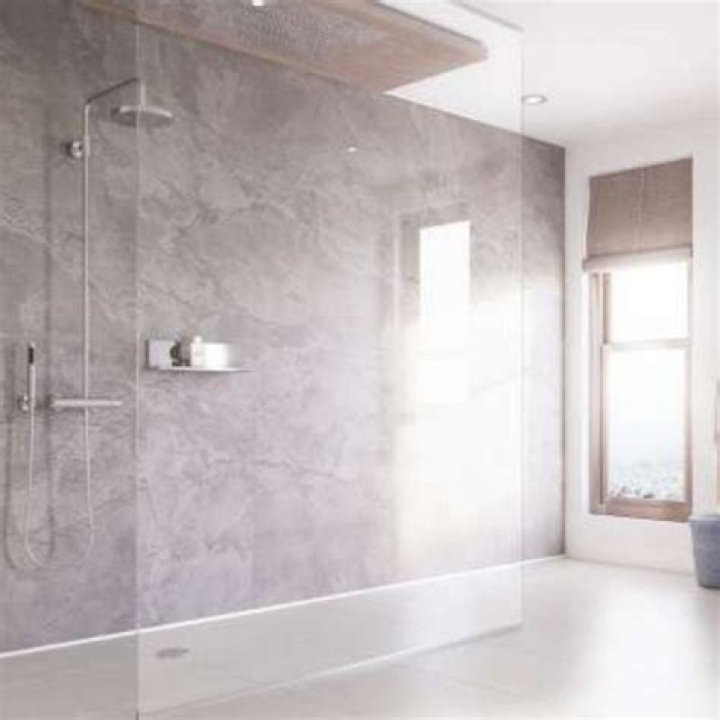 Can you wear moonstone in shower?