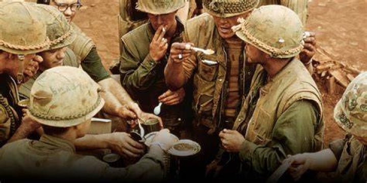 Do soldiers pay for their meals?