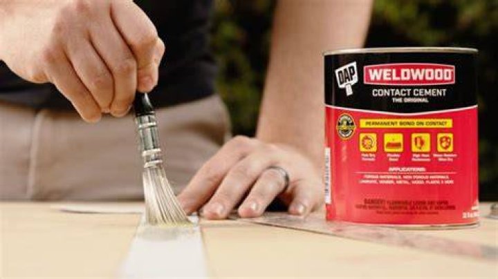 Does contact cement work on vinyl?