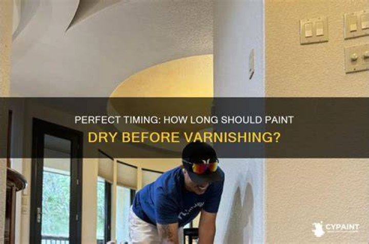 How long should a painting dry before varnishing?