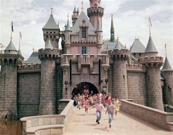How much did it cost to go to Disneyland in 1955?