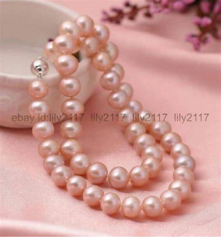 How rare is a pink pearl?