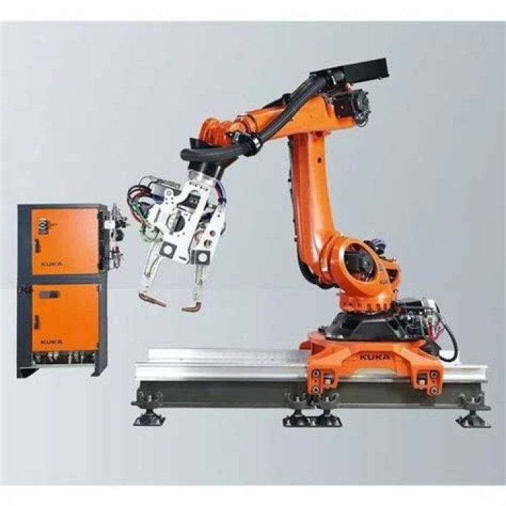 What is robotic spot welding?