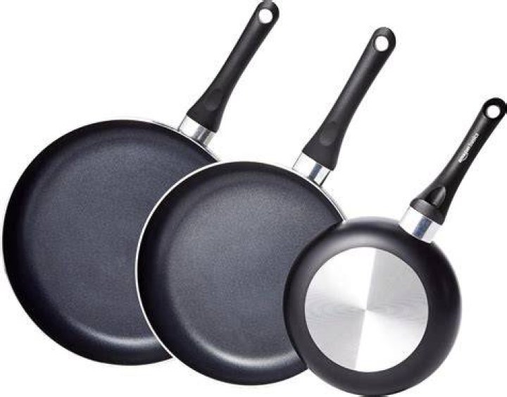 What non-stick pans does James Martin use?