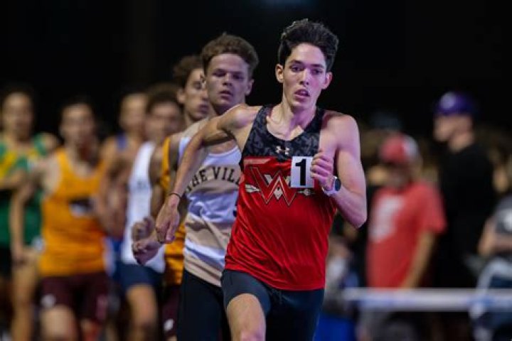Who has run the most sub 4 minute miles?