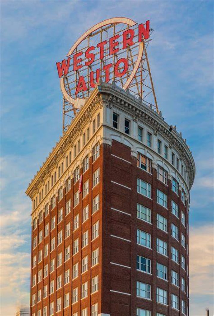 Who owns the Western Auto building?