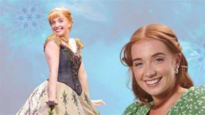 Who plays Elsa in frozen West End?